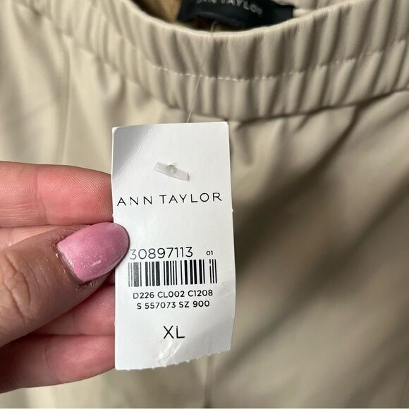 Ann Taylor Faux Leather Pull on Pant - Picture 10 of 13